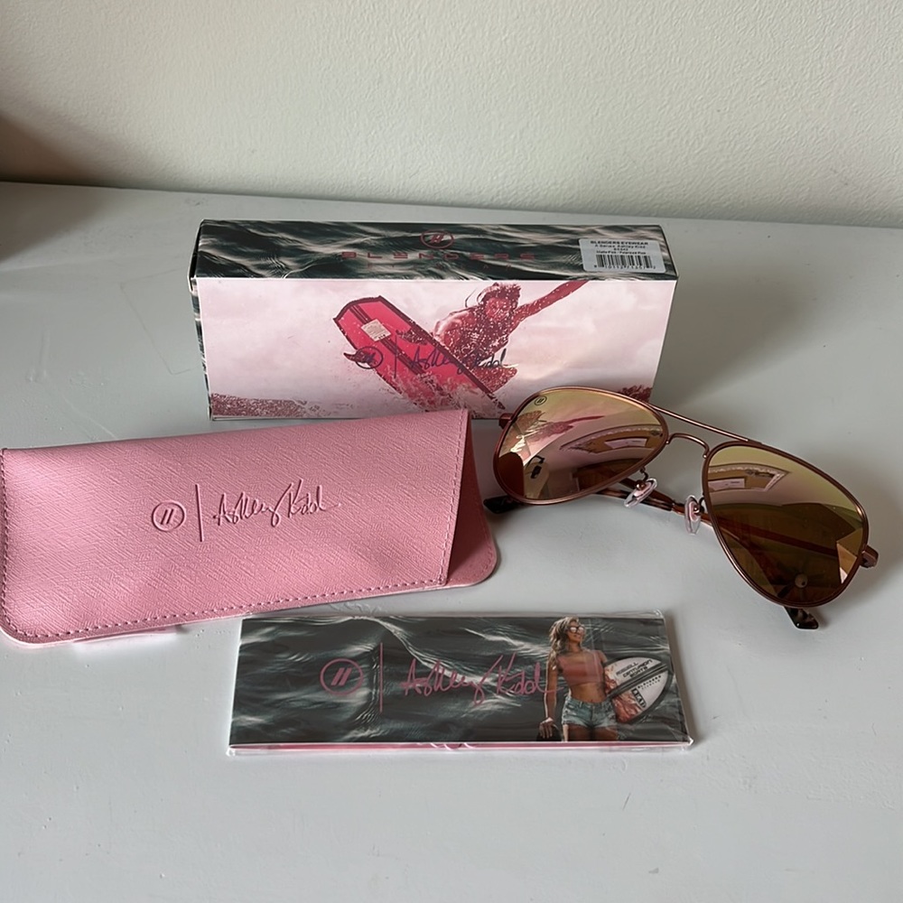 Blenders Eyewear / Ashley Kidd Polarized Pink Sunglasses